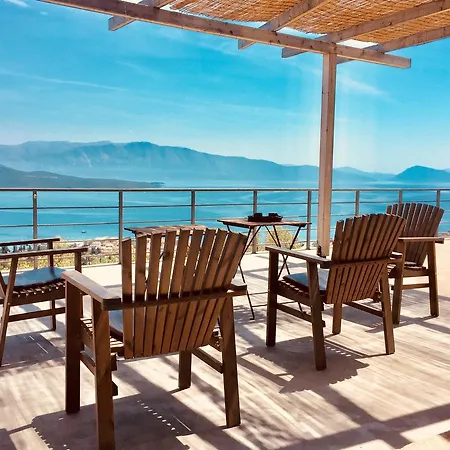 Costa Emmelia Vila Nikiana